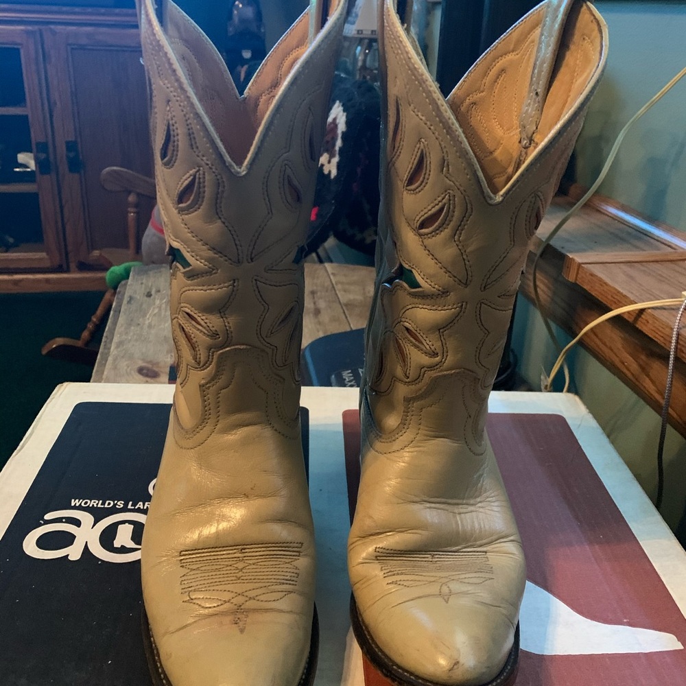 Vintage Leather Acme boots